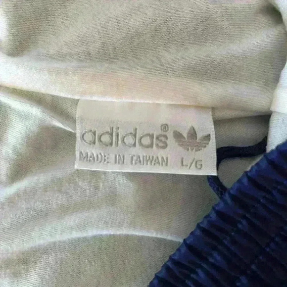 Vintage from the  80’s Adidas Mens Blue Track Pants Fully Lined Size Large - Picture 13 of 16